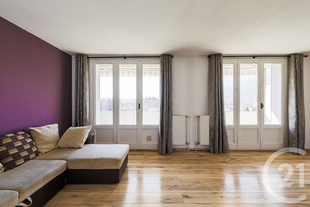Appartement F3 à vendre - 3 pièces - 70.0 m2 - ST MARTIN D HERES - 38 - RHONE-ALPES - Century 21 Victor Hugo