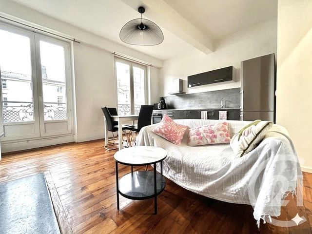 Appartement T2 à louer - 2 pièces - 38.62 m2 - GRENOBLE - 38 - RHONE-ALPES - Century 21 Victor Hugo