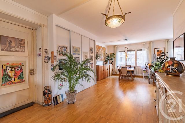 Afficher la photo en grand Appartement F3 à vendre - 3 pièces - 80.0 m2 - GRENOBLE - 38 - RHONE-ALPES - Century 21 Victor Hugo