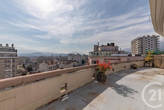 Afficher la photo en grand appartement à vendre - 2 pièces - 48.12 m2 - GRENOBLE - 38 - RHONE-ALPES - Century 21 Victor Hugo