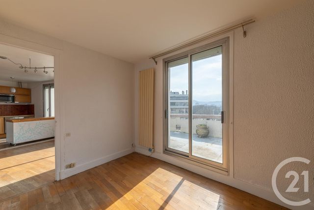 Afficher la photo en grand appartement à vendre - 2 pièces - 48.12 m2 - GRENOBLE - 38 - RHONE-ALPES - Century 21 Victor Hugo