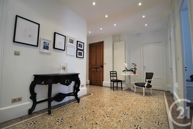 Afficher la photo en grand Appartement T3 à vendre - 3 pièces - 99.0 m2 - GRENOBLE - 38 - RHONE-ALPES - Century 21 Victor Hugo