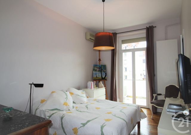 Afficher la photo en grand Appartement T3 à vendre - 3 pièces - 99.0 m2 - GRENOBLE - 38 - RHONE-ALPES - Century 21 Victor Hugo
