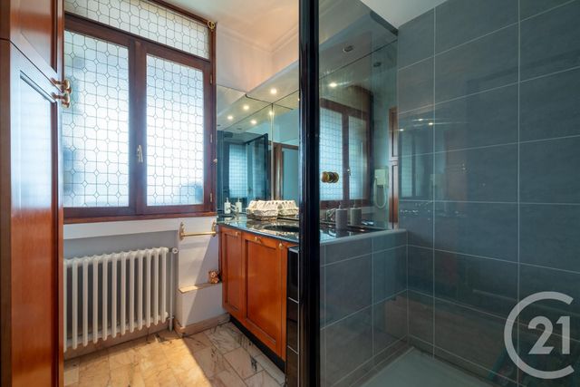 Afficher la photo en grand Appartement T4 à vendre - 4 pièces - 92.5 m2 - ECHIROLLES - 38 - RHONE-ALPES - Century 21 Victor Hugo