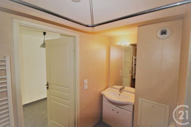 Afficher la photo en grand Appartement T2 à vendre - 2 pièces - 33.0 m2 - GRENOBLE - 38 - RHONE-ALPES - Century 21 Victor Hugo