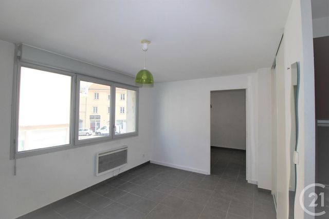Afficher la photo en grand Appartement T2 à vendre - 2 pièces - 33.0 m2 - GRENOBLE - 38 - RHONE-ALPES - Century 21 Victor Hugo