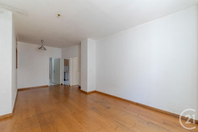 Afficher la photo en grand appartement à vendre - 3 pièces - 70.0 m2 - GRENOBLE - 38 - RHONE-ALPES - Century 21 Victor Hugo
