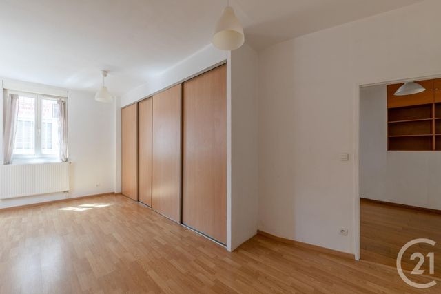 Afficher la photo en grand appartement à vendre - 3 pièces - 70.0 m2 - GRENOBLE - 38 - RHONE-ALPES - Century 21 Victor Hugo