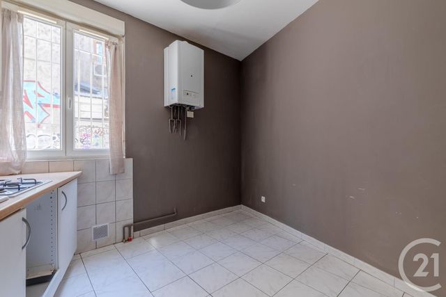 Afficher la photo en grand appartement à vendre - 3 pièces - 70.0 m2 - GRENOBLE - 38 - RHONE-ALPES - Century 21 Victor Hugo