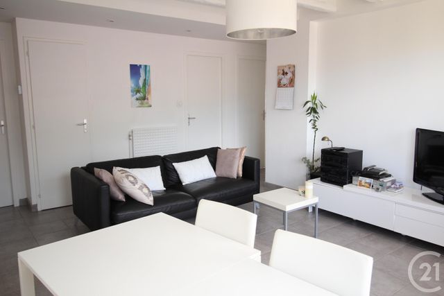 Afficher la photo en grand Appartement T4 à vendre - 4 pièces - 70.87 m2 - ECHIROLLES - 38 - RHONE-ALPES - Century 21 Victor Hugo