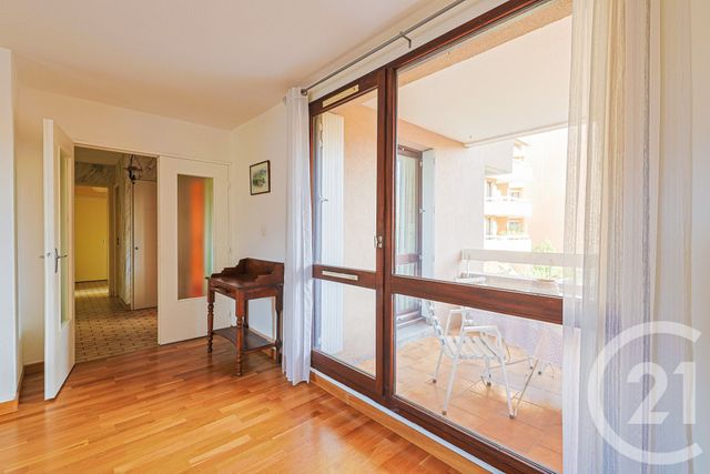 Appartement F4 à vendre - 4 pièces - 88.24 m2 - ECHIROLLES - 38 - RHONE-ALPES - Century 21 Victor Hugo