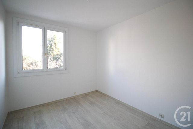 Appartement T3 à louer - 3 pièces - 71.52 m2 - MEYLAN - 38 - RHONE-ALPES - Century 21 Victor Hugo