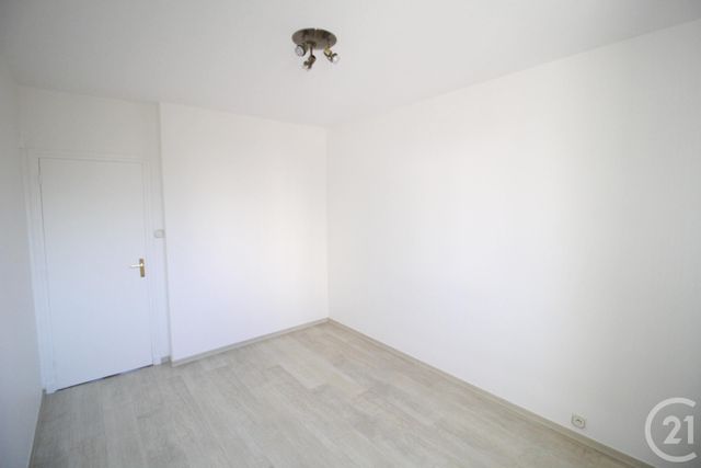 Appartement T3 à louer - 3 pièces - 71.52 m2 - MEYLAN - 38 - RHONE-ALPES - Century 21 Victor Hugo