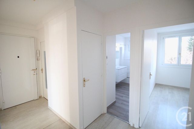 Appartement T3 à louer - 3 pièces - 71.52 m2 - MEYLAN - 38 - RHONE-ALPES - Century 21 Victor Hugo