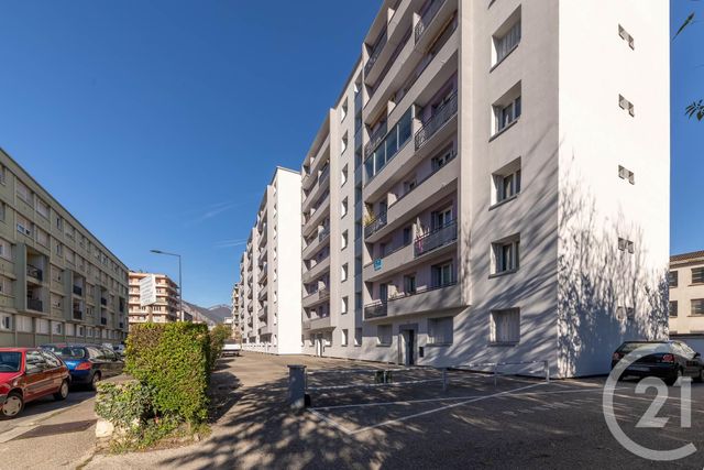 Appartement F4 à vendre - 5 pièces - 59.58 m2 - GRENOBLE - 38 - RHONE-ALPES - Century 21 Victor Hugo