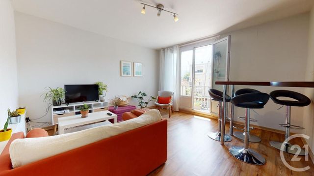 Appartement T4 à vendre - 4 pièces - 66.24 m2 - GRENOBLE - 38 - RHONE-ALPES - Century 21 Victor Hugo