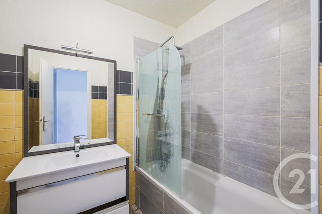 Appartement F4 à vendre - 4 pièces - 93.06 m2 - GRENOBLE - 38 - RHONE-ALPES - Century 21 Victor Hugo