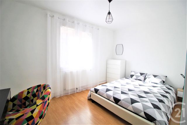 Appartement T4 à louer - 4 pièces - 58.46 m2 - GRENOBLE - 38 - RHONE-ALPES - Century 21 Victor Hugo