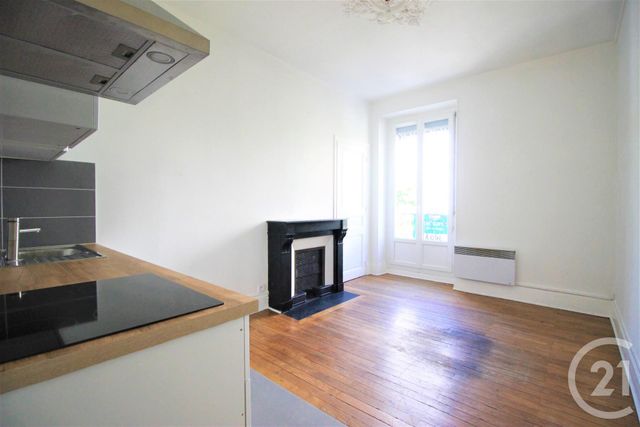 Appartement T2 à louer - 2 pièces - 32.97 m2 - GRENOBLE - 38 - RHONE-ALPES - Century 21 Victor Hugo