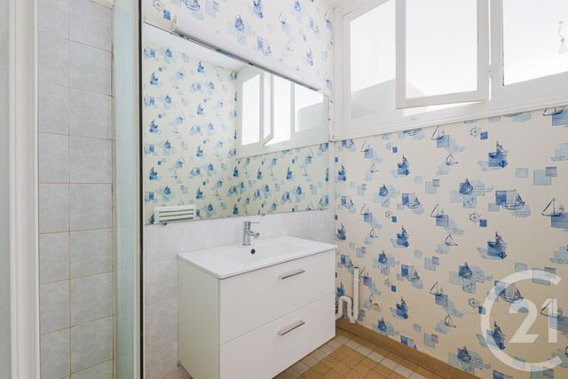 Appartement T1 à vendre - 1 pièce - 36.08 m2 - GRENOBLE - 38 - RHONE-ALPES - Century 21 Victor Hugo