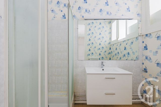 Appartement T1 à vendre - 1 pièce - 36.08 m2 - GRENOBLE - 38 - RHONE-ALPES - Century 21 Victor Hugo