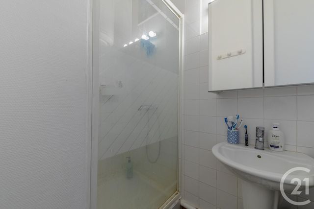 Appartement T2 à vendre - 2 pièces - 35.0 m2 - GRENOBLE - 38 - RHONE-ALPES - Century 21 Victor Hugo
