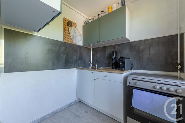 Appartement T2 à vendre - 2 pièces - 37.0 m2 - GRENOBLE - 38 - RHONE-ALPES - Century 21 Victor Hugo