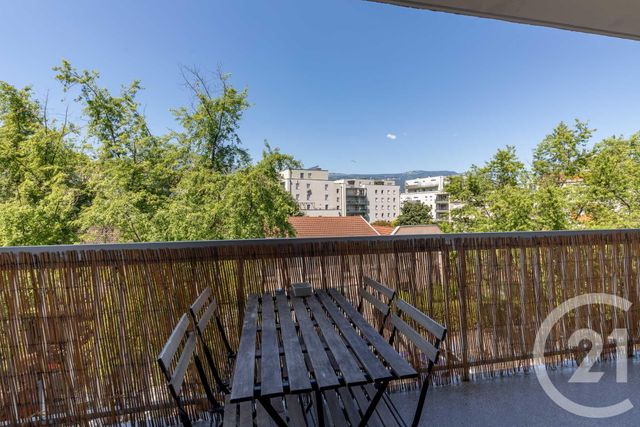 Appartement T2 à vendre - 2 pièces - 37.0 m2 - GRENOBLE - 38 - RHONE-ALPES - Century 21 Victor Hugo