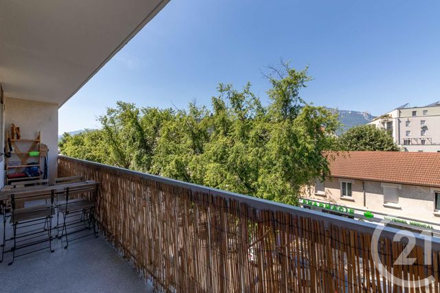 Appartement T2 à vendre - 2 pièces - 37.0 m2 - GRENOBLE - 38 - RHONE-ALPES - Century 21 Victor Hugo
