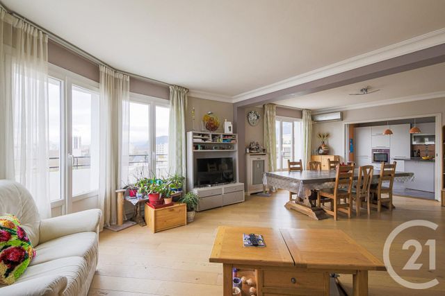 Appartement à vendre - 5 pièces - 156.86 m2 - GRENOBLE - 38 - RHONE-ALPES - Century 21 Victor Hugo
