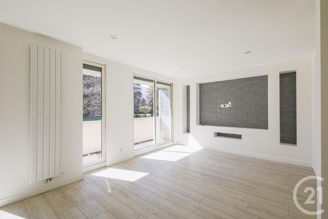 Appartement T4 à vendre - 4 pièces - 85.5 m2 - ST MARTIN D HERES - 38 - RHONE-ALPES - Century 21 Victor Hugo