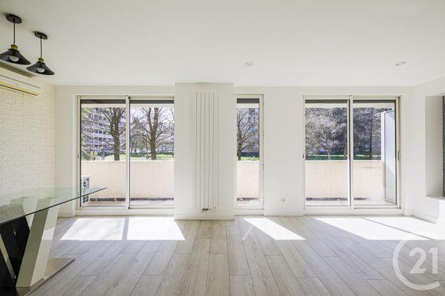 Appartement T4 à vendre - 4 pièces - 85.5 m2 - ST MARTIN D HERES - 38 - RHONE-ALPES - Century 21 Victor Hugo