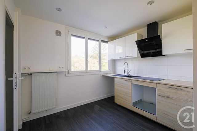 Appartement T4 à vendre - 4 pièces - 85.5 m2 - ST MARTIN D HERES - 38 - RHONE-ALPES - Century 21 Victor Hugo