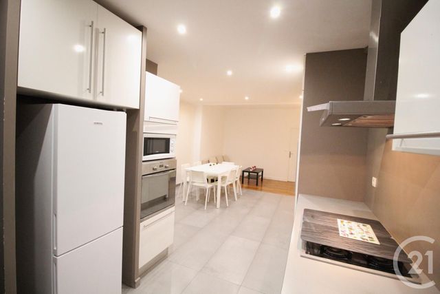 Appartement T4 à louer - 4 pièces - 84.2 m2 - GRENOBLE - 38 - RHONE-ALPES - Century 21 Victor Hugo