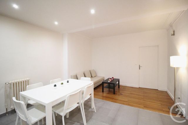 Appartement T4 à louer - 4 pièces - 84.2 m2 - GRENOBLE - 38 - RHONE-ALPES - Century 21 Victor Hugo