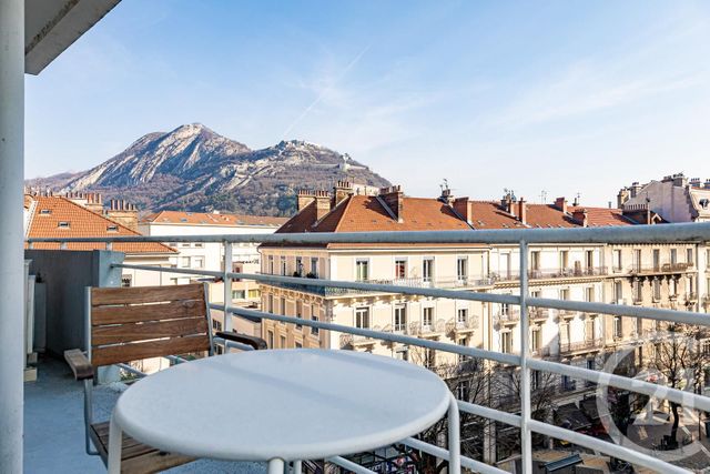 Appartement F4 à vendre - 4 pièces - 117.58 m2 - GRENOBLE - 38 - RHONE-ALPES - Century 21 Victor Hugo