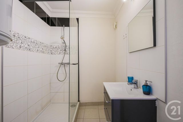 Appartement F3 à vendre - 3 pièces - 70.47 m2 - GRENOBLE - 38 - RHONE-ALPES - Century 21 Victor Hugo