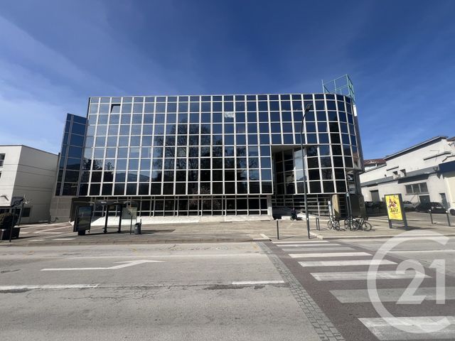 entreprise à louer - 404.0 m2 - VOIRON - 38 - RHONE-ALPES - Century 21 Victor Hugo
