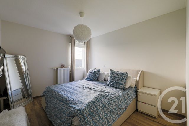 Appartement F4 à vendre - 4 pièces - 78.13 m2 - ECHIROLLES - 38 - RHONE-ALPES - Century 21 Victor Hugo