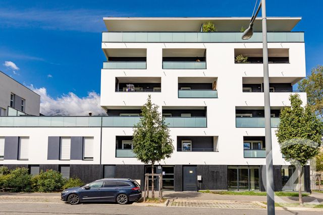 Appartement F4 à vendre - 4 pièces - 78.13 m2 - ECHIROLLES - 38 - RHONE-ALPES - Century 21 Victor Hugo