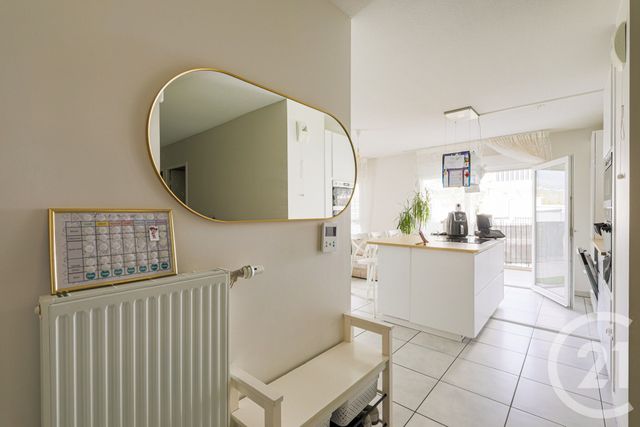 Appartement F4 à vendre - 4 pièces - 78.13 m2 - ECHIROLLES - 38 - RHONE-ALPES - Century 21 Victor Hugo
