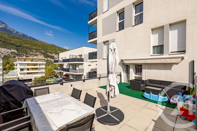 Appartement F4 à vendre - 4 pièces - 78.13 m2 - ECHIROLLES - 38 - RHONE-ALPES - Century 21 Victor Hugo