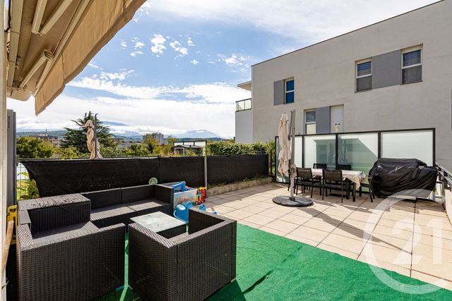 Appartement F4 à vendre - 4 pièces - 78.13 m2 - ECHIROLLES - 38 - RHONE-ALPES - Century 21 Victor Hugo