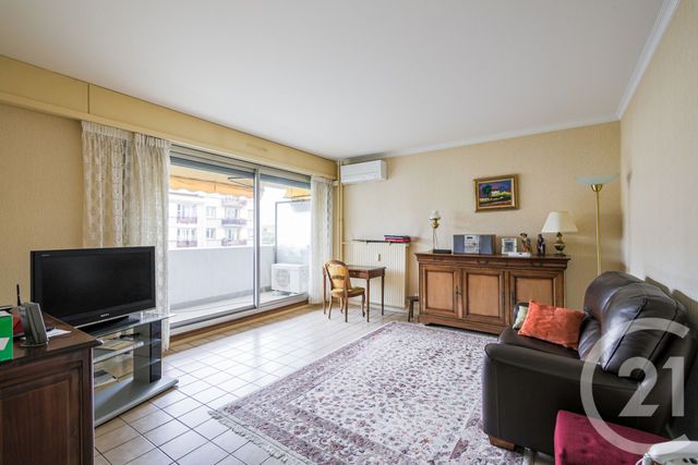 Appartement T3 à vendre - 3 pièces - 60.11 m2 - GRENOBLE - 38 - RHONE-ALPES - Century 21 Victor Hugo