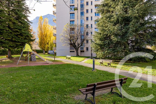 Appartement F3 à vendre - 3 pièces - 68.06 m2 - SEYSSINS - 38 - RHONE-ALPES - Century 21 Victor Hugo