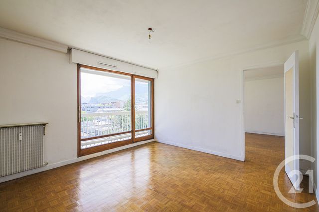 Appartement T4 à vendre - 4 pièces - 90.0 m2 - GRENOBLE - 38 - RHONE-ALPES - Century 21 Victor Hugo