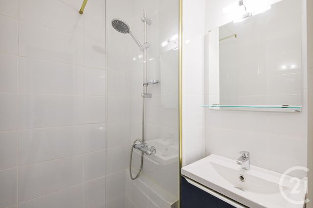 Appartement T3 à vendre - 3 pièces - 46.0 m2 - GRENOBLE - 38 - RHONE-ALPES - Century 21 Victor Hugo