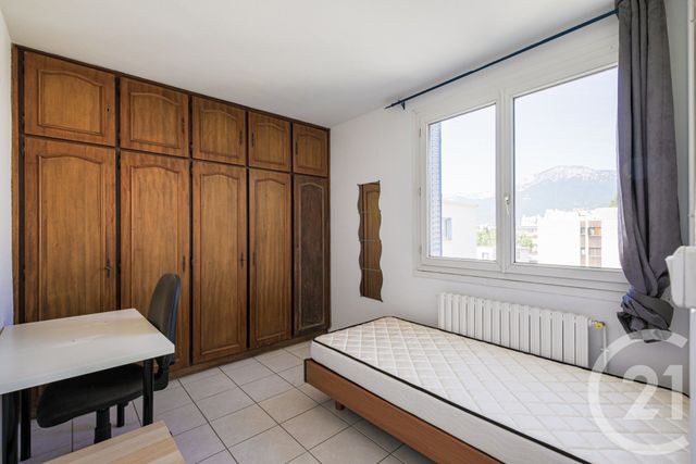 Appartement T3 à vendre - 3 pièces - 46.0 m2 - GRENOBLE - 38 - RHONE-ALPES - Century 21 Victor Hugo