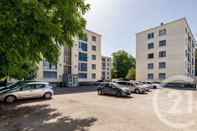 Appartement T3 à vendre - 3 pièces - 46.0 m2 - GRENOBLE - 38 - RHONE-ALPES - Century 21 Victor Hugo