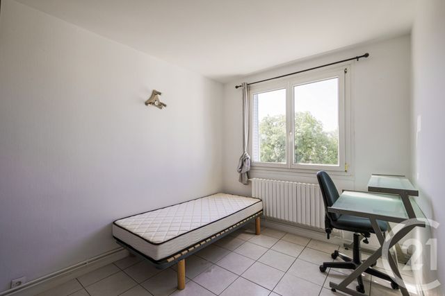 Appartement T3 à vendre - 3 pièces - 46.0 m2 - GRENOBLE - 38 - RHONE-ALPES - Century 21 Victor Hugo